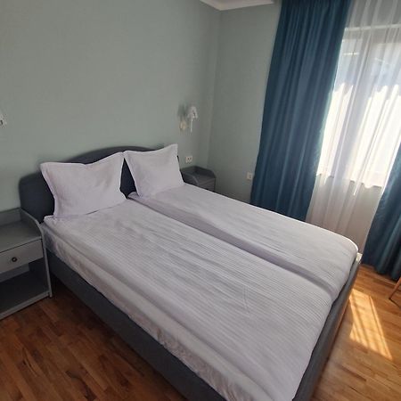 נסבר Flowers Apartments מראה חיצוני תמונה