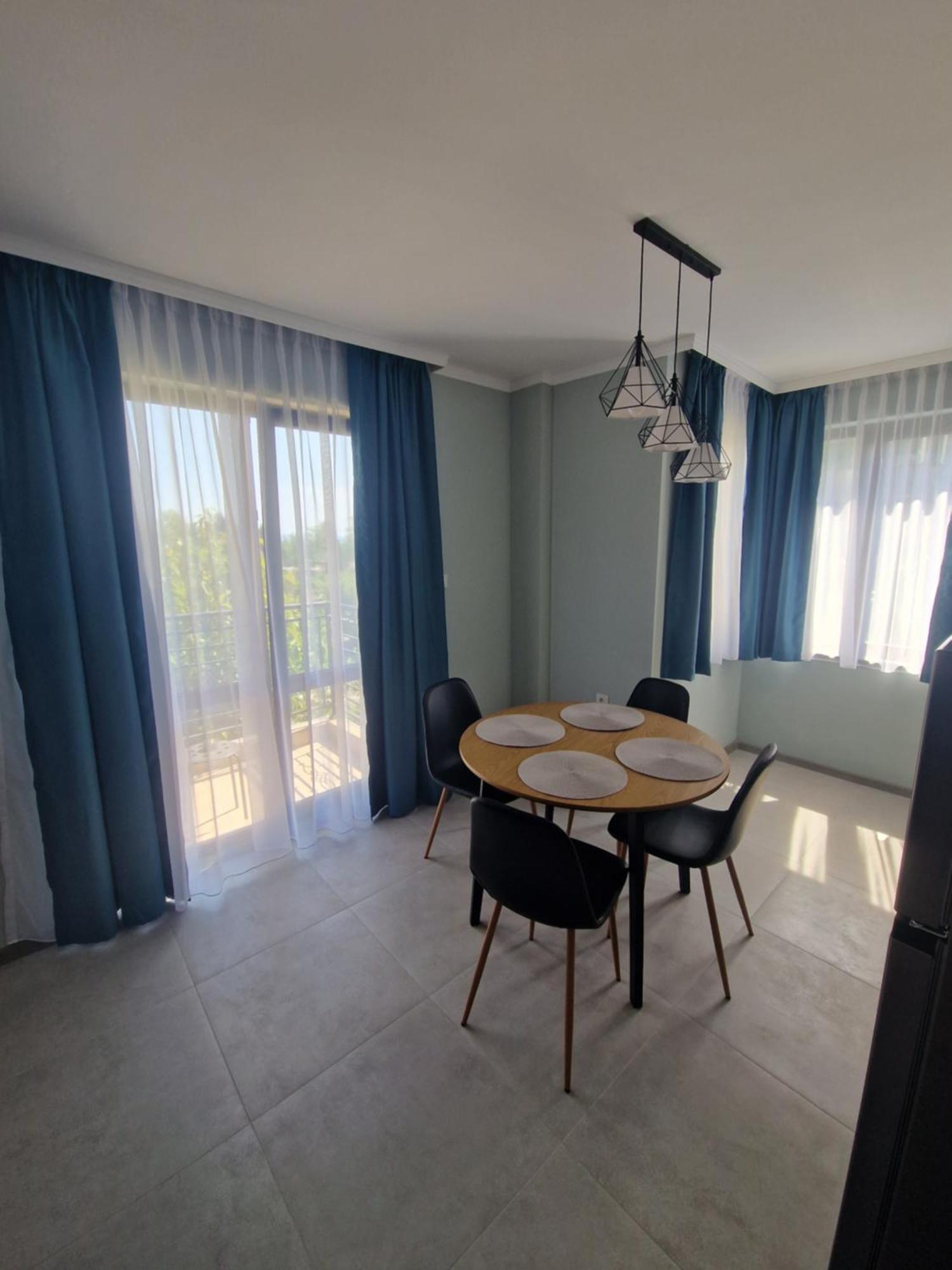 נסבר Flowers Apartments מראה חיצוני תמונה