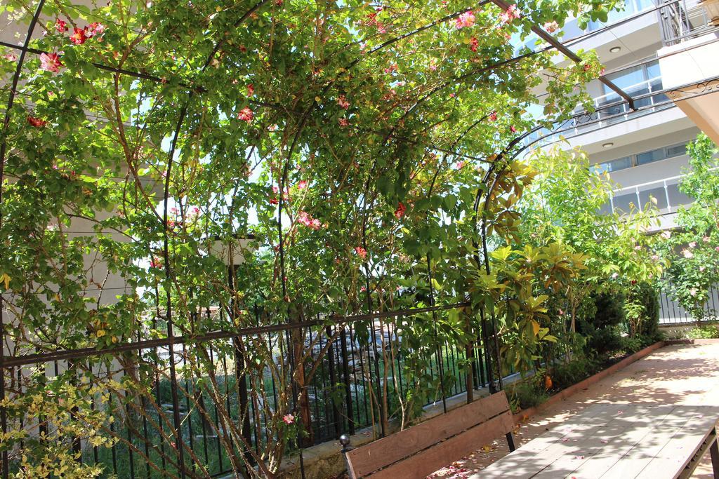 נסבר Flowers Apartments מראה חיצוני תמונה